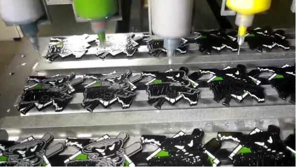 自动上色机应用视频